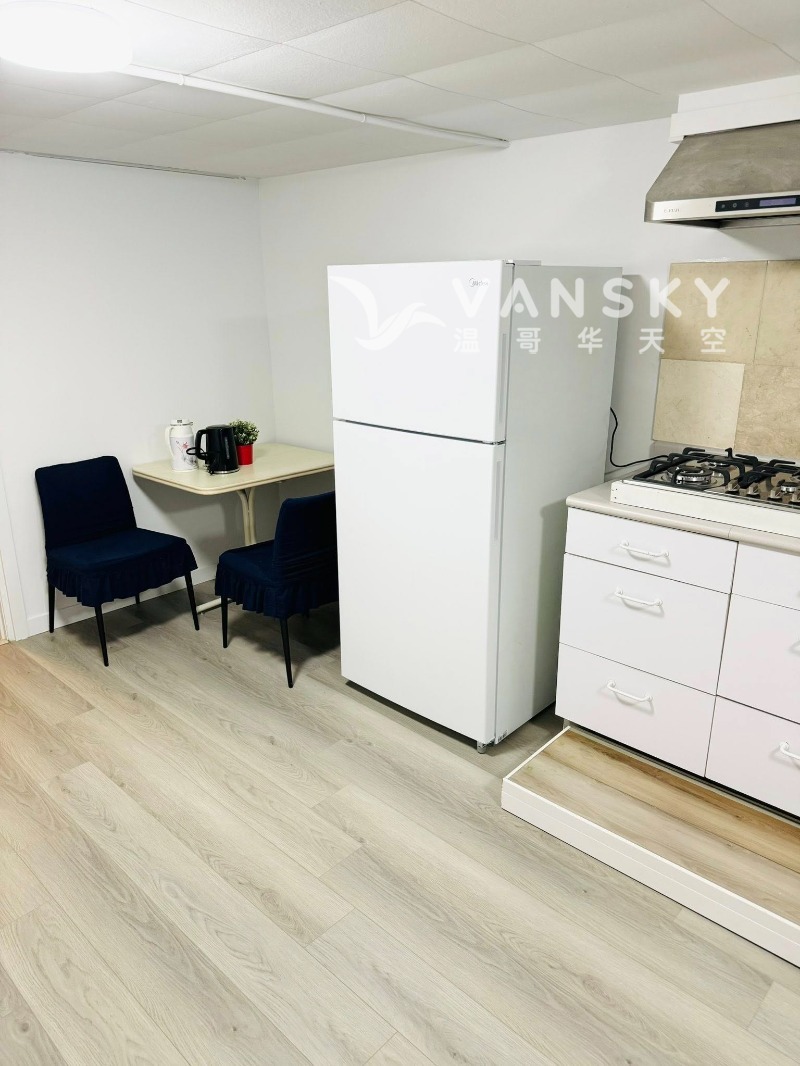 260413100557_Kitchen 2.jpg